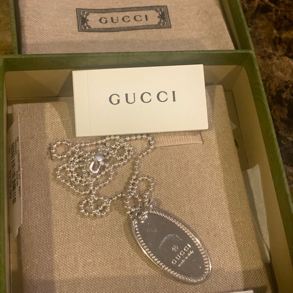 Gucci necklace 925 sterling silver 18”long